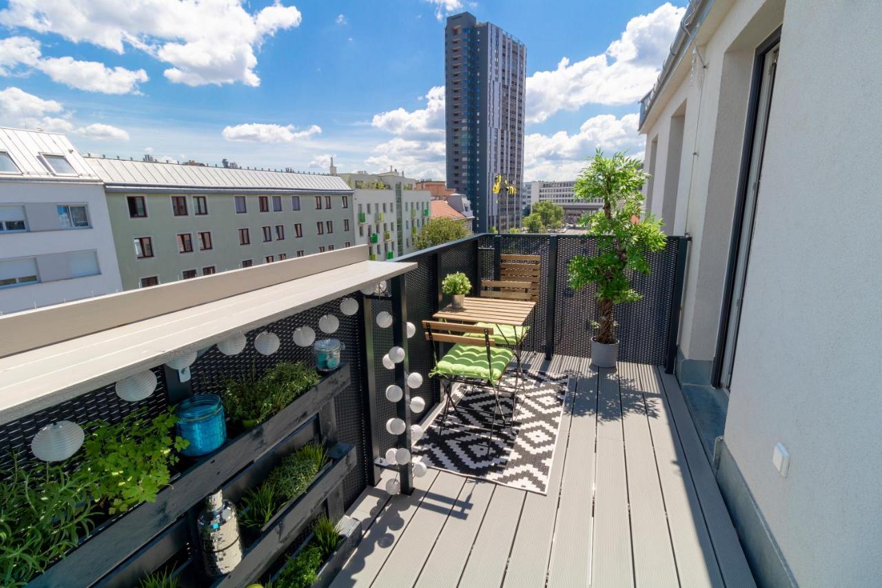 Boutique Sky City Apt. With Balcony / Top Spot Wien Exterior foto