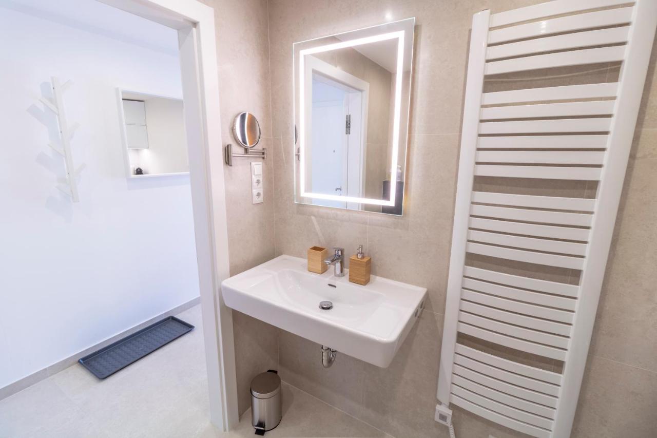 Boutique Sky City Apt. With Balcony / Top Spot Wien Exterior foto