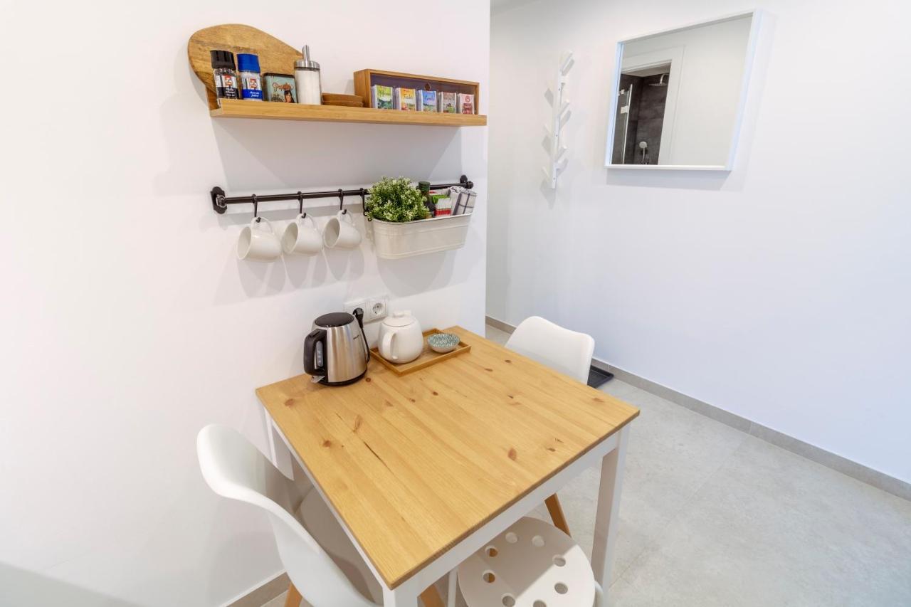 Boutique Sky City Apt. With Balcony / Top Spot Wien Exterior foto