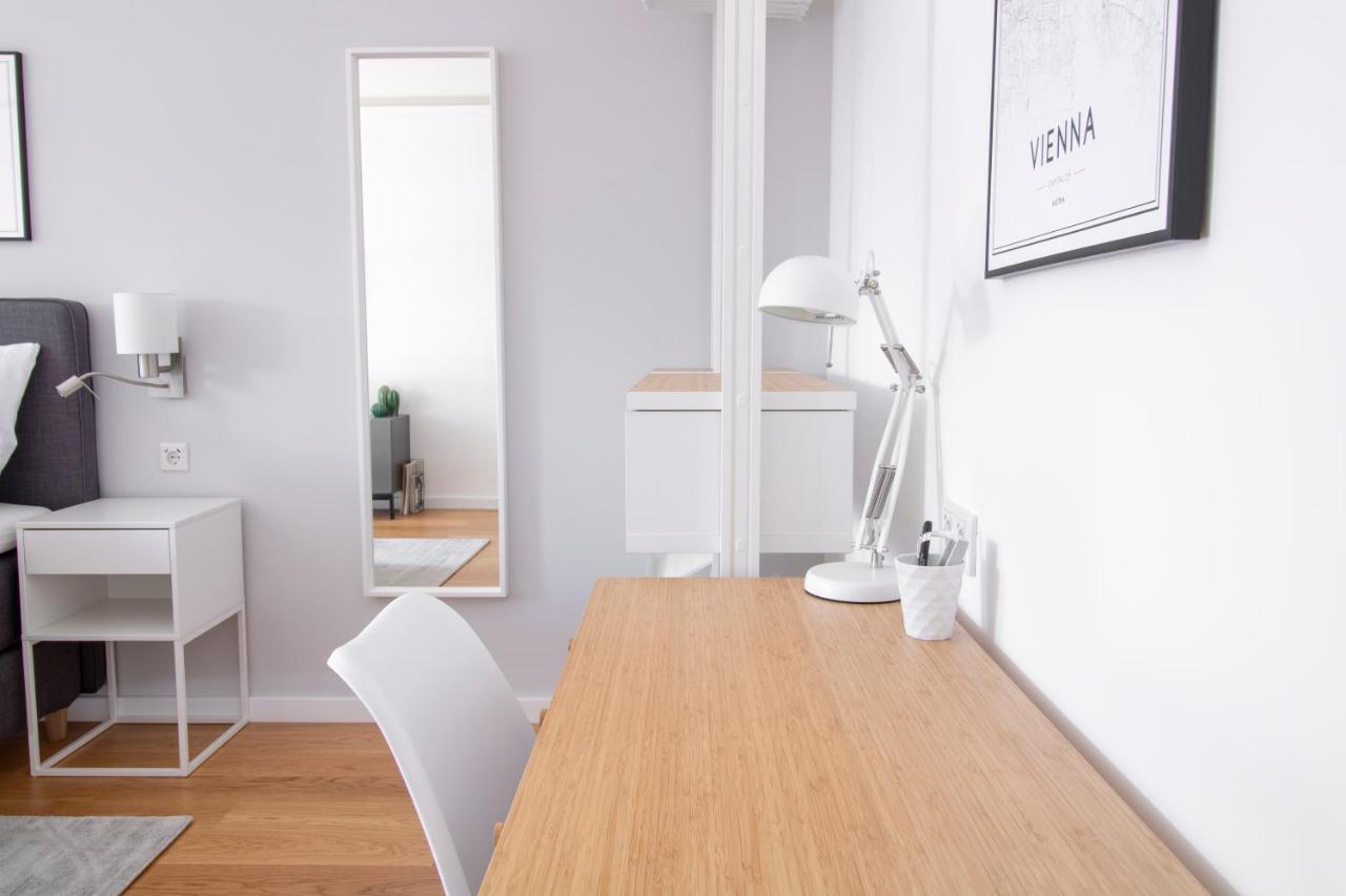 Boutique Sky City Apt. With Balcony / Top Spot Wien Exterior foto